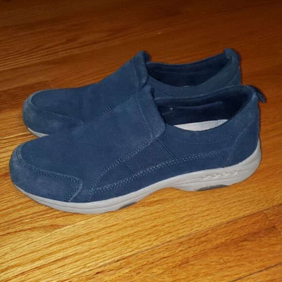 Easy Spirit Trippe Slip-On Sneakers - Picture 3 of 8